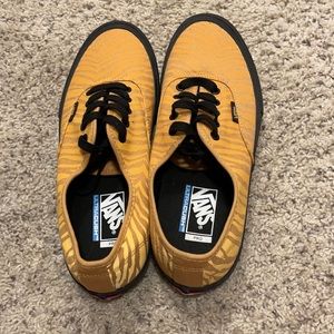 Men’s vans size 11.5